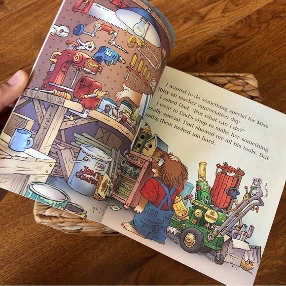 Children’s book: Little Critters: The Best Teacher Ever by: Mercer Mayer - Picture 4 of 5